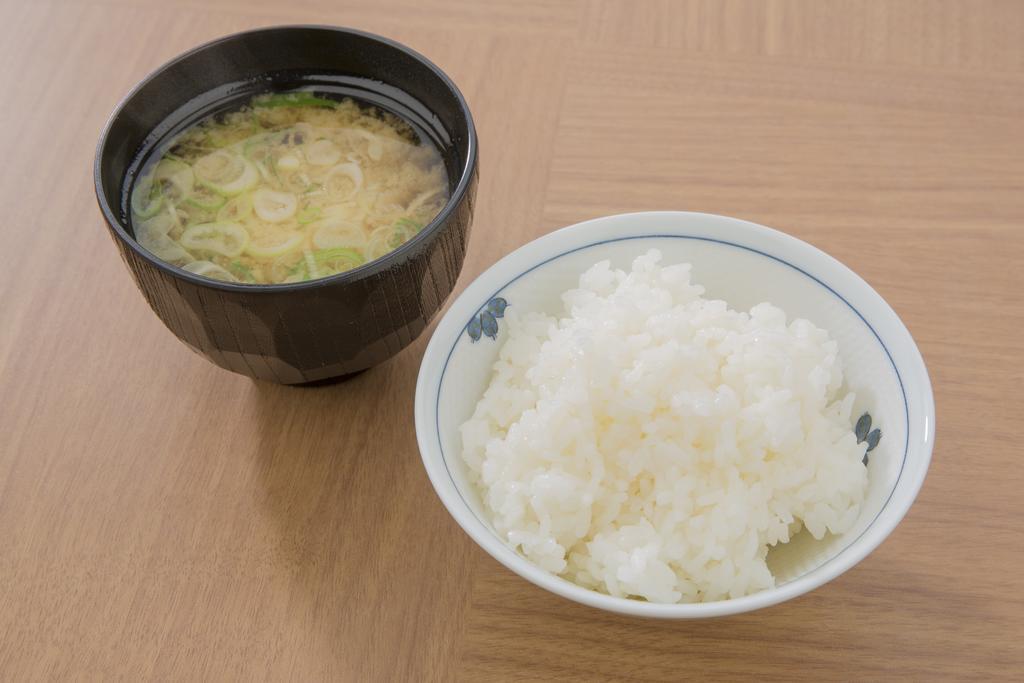 鲁特因戴尼卡亚玛英特酒店 龟山 外观 照片